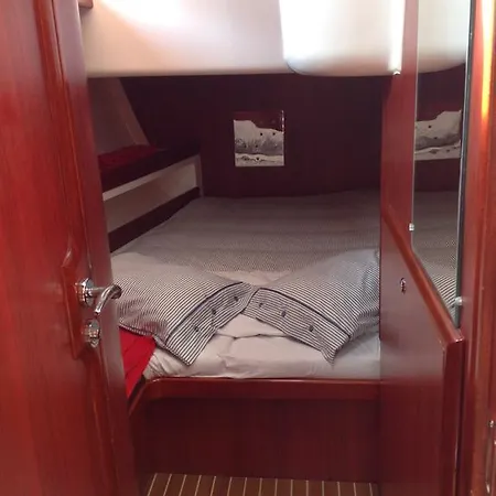 Douro Sailing Úszó hotel Vila Nova de Gaia